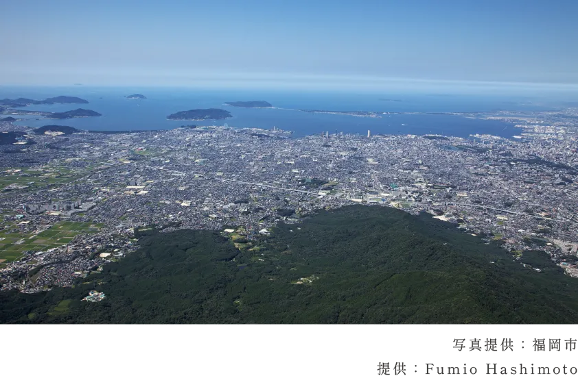 福岡市城南区の、油山、樋井川、日本庭園、友泉亭公園、都市空撮
