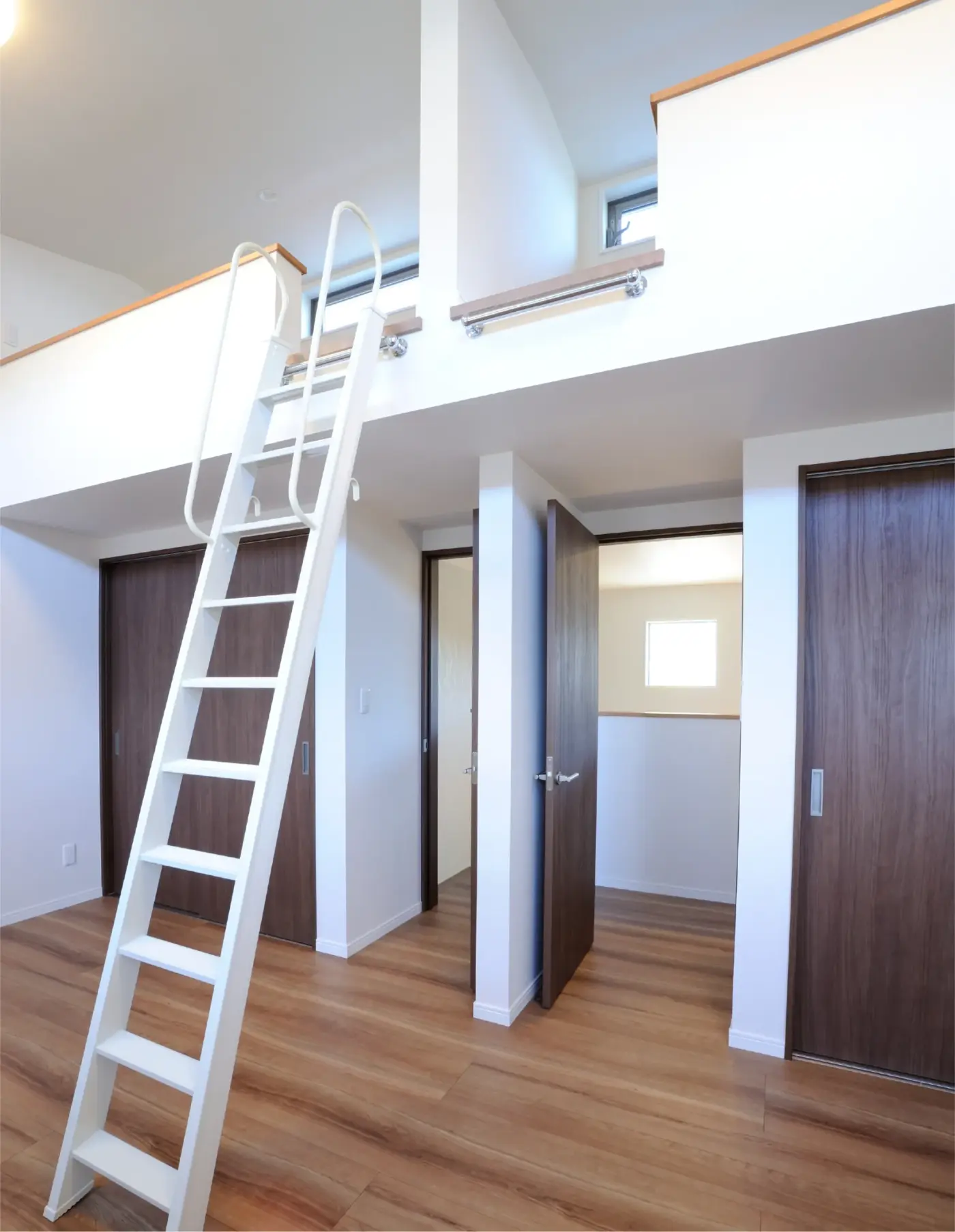 福岡市内で土地・新築戸建が可能な住宅会社の「プロスペリテ」陽だまりのリビングは家族が自然と集まる<br> ストレスフリーな動線計画。イメージ